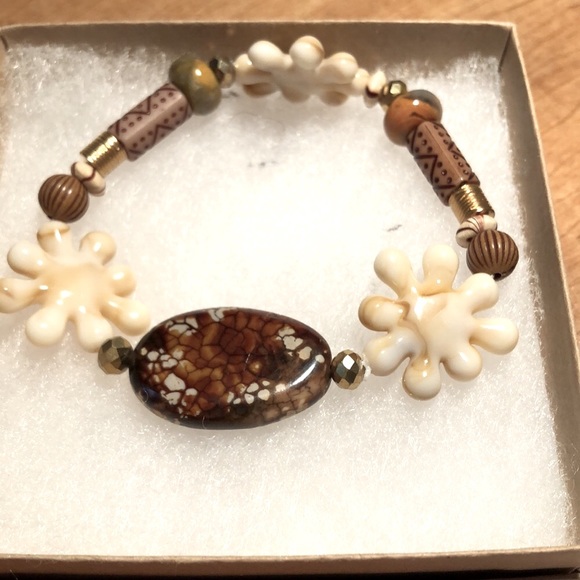 Stunning brown, gold & cream stretch bracelet w/Jasper stone - NEW in package - Picture 9 of 9
